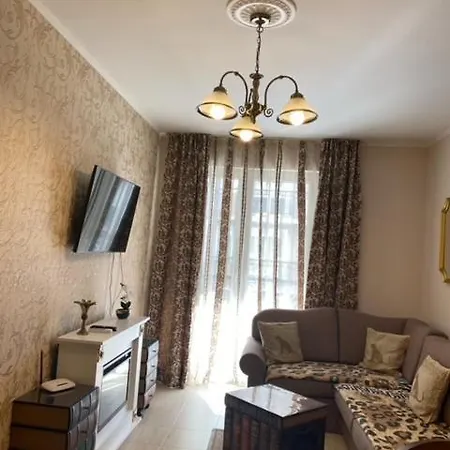 מלון דירות Dawn Park Deluxe 2*