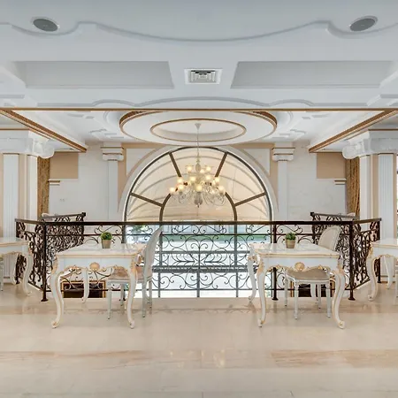 Dawn Park Deluxe Apart-hotel
