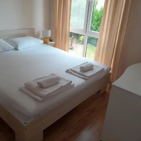 Dawn Park Deluxe Apart-hotel 2*