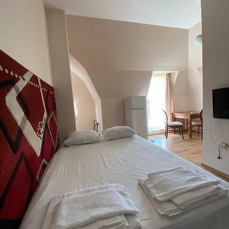 Apart-hotel Dawn Park Deluxe 2*